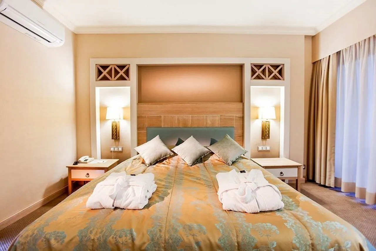 Quadas Hotel (Adults Only)